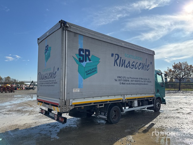 2004 Renault Midlum 4x2 Curtain Side Truck - Lastbil med presenning: billede 4 2004 Renault Midlum 4x2 Curtain Side Truck - Lastbil med presenning: billede 4