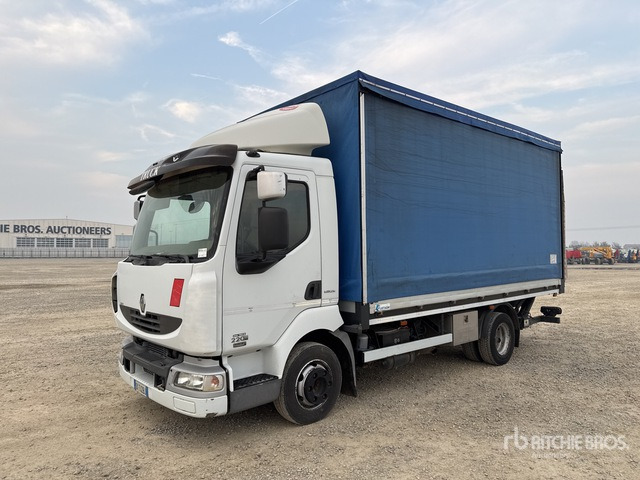 2010 Renault Midlum 215.75 4x2 Curtain Side Truck - Lastbil med presenning: billede 2 2010 Renault Midlum 215.75 4x2 Curtain Side Truck - Lastbil med presenning: billede 2