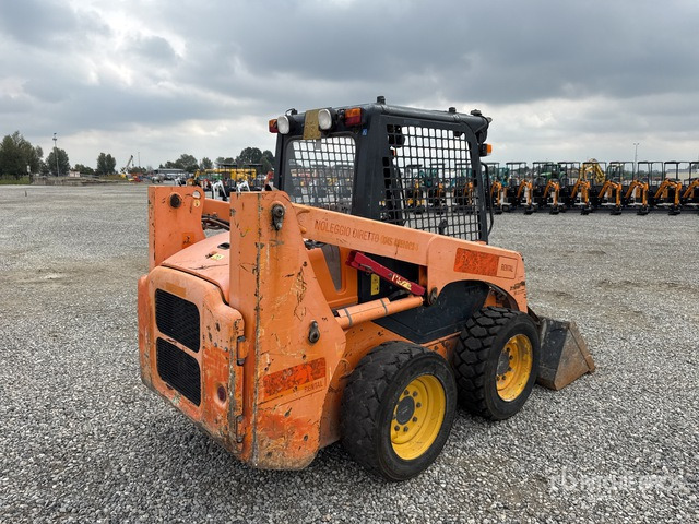 2012 Komatsu SK714-2 High Flow Skid Steer Loader - Skridstyret minilæsser: billede 3 2012 Komatsu SK714-2 High Flow Skid Steer Loader - Skridstyret minilæsser: billede 3