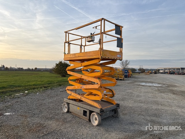2013 Skyjack SJIII4626 Electric Scissor Lift - Sakselift: billede 3 2013 Skyjack SJIII4626 Electric Scissor Lift - Sakselift: billede 3