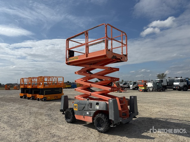 2015 Haulotte Compact12DX Diesel Scissor Lift - Sakselift: billede 4 2015 Haulotte Compact12DX Diesel Scissor Lift - Sakselift: billede 4