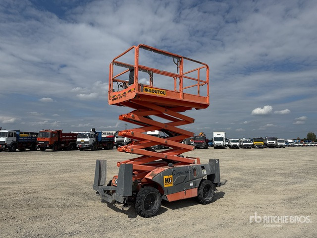 2015 Haulotte Compact12DX Diesel Scissor Lift - Sakselift: billede 3 2015 Haulotte Compact12DX Diesel Scissor Lift - Sakselift: billede 3