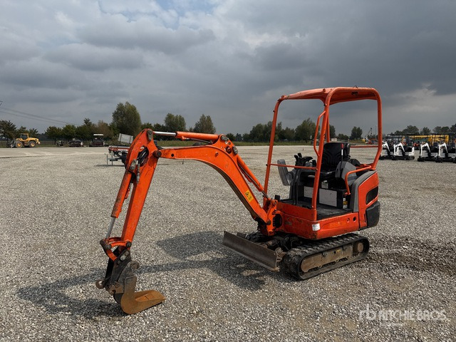 2015 Kubota KX016-4 Mini escavatore: <6.6t - Minigravemaskine: billede 1 2015 Kubota KX016-4 Mini escavatore: <6.6t - Minigravemaskine: billede 1