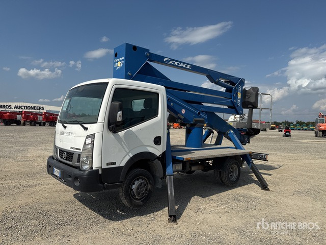 2017 Nissan Cabstar Cabstar 35.12 2017 Socage DA 324 24 m on Bucket Truck - Lastbil med mandskabslift: billede 1 2017 Nissan Cabstar Cabstar 35.12 2017 Socage DA 324 24 m on Bucket Truck - Lastbil med mandskabslift: billede 1