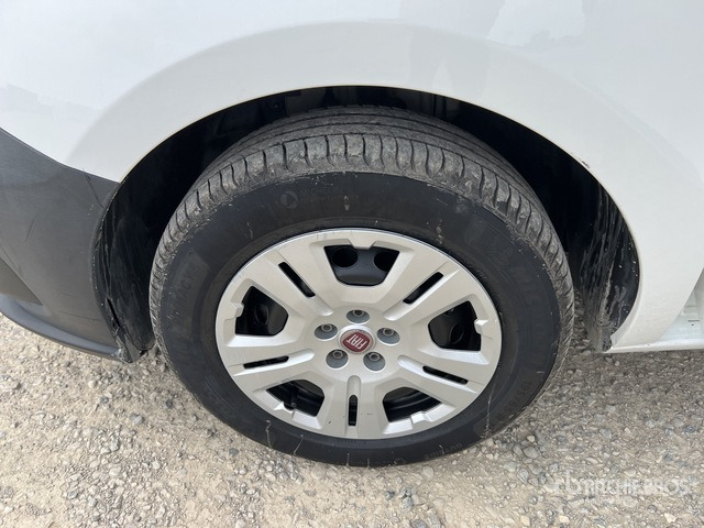 2018 Fiat Doblo CARGO COMBI 1.3 MJT 16V SX N1 Van Truck - Små varebil: billede 4 2018 Fiat Doblo CARGO COMBI 1.3 MJT 16V SX N1 Van Truck - Små varebil: billede 4