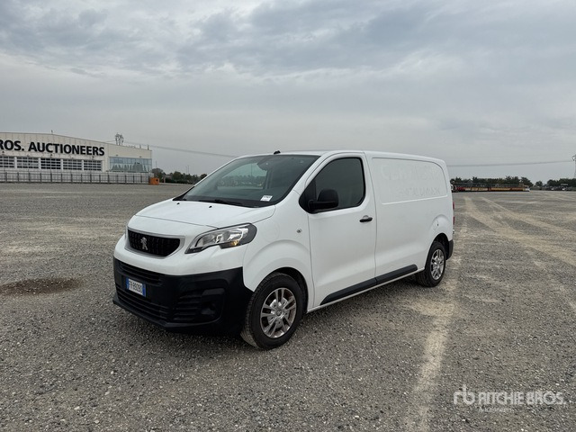 2018 Peugeot Expert Autocarro furgonato - Små varebil: billede 1 2018 Peugeot Expert Autocarro furgonato - Små varebil: billede 1