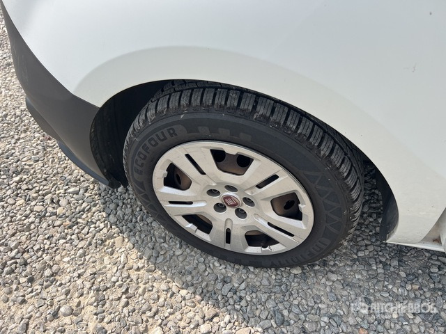 2019 Fiat Doblo Cargo Autocarro furgonato - Små varebil: billede 5 2019 Fiat Doblo Cargo Autocarro furgonato - Små varebil: billede 5