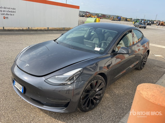 2021 Tesla Model 3 3 PERFORMANCE DUAL MOTOR 4WD Automobile - Bil: billede 2 2021 Tesla Model 3 3 PERFORMANCE DUAL MOTOR 4WD Automobile - Bil: billede 2