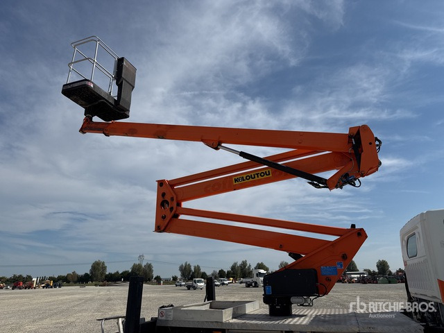 Nissan Cabstar 35.12 Piattaforma autocarrata - Lastbil med mandskabslift: billede 5 Nissan Cabstar 35.12 Piattaforma autocarrata - Lastbil med mandskabslift: billede 5