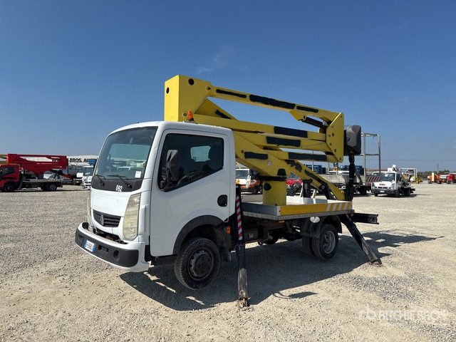 Renault Maxity Piattaforma autocarrata - Lastbil med mandskabslift: billede 1 Renault Maxity Piattaforma autocarrata - Lastbil med mandskabslift: billede 1
