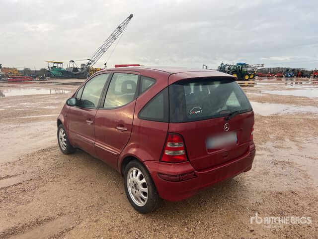 2001 Mercedes-Benz Classe A (Inoperable) Automobile - Bil: billede 2 2001 Mercedes-Benz Classe A (Inoperable) Automobile - Bil: billede 2