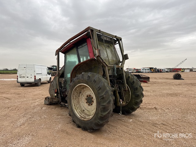 2009 Valtra N101 4x4 Tracteur Agricole (Inoperable) 4WD Tractor - Traktor: billede 2 2009 Valtra N101 4x4 Tracteur Agricole (Inoperable) 4WD Tractor - Traktor: billede 2