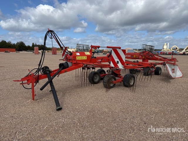 2012 Kuhn GA 6002 6 m Semi-Mount 2 Rotor Andaineur Hay Rake - Høvender: billede 2 2012 Kuhn GA 6002 6 m Semi-Mount 2 Rotor Andaineur Hay Rake - Høvender: billede 2