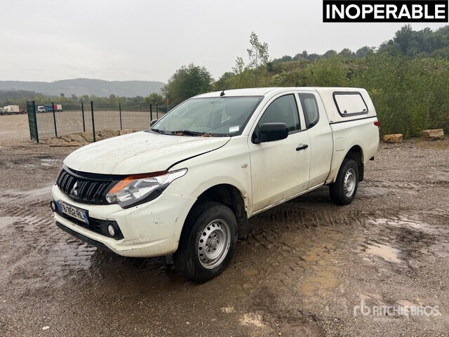 2018 Mitsubishi L200 4x4 Extended Cab (Inoperable) Pickup - Pickup: billede 1 2018 Mitsubishi L200 4x4 Extended Cab (Inoperable) Pickup - Pickup: billede 1