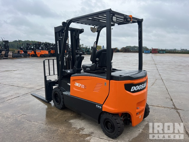 2023 Doosan B30X-7 PLUS 3000 kg Chariot Elevateur Elect ... Electric Forklift - El gaffeltruck: billede 4 2023 Doosan B30X-7 PLUS 3000 kg Chariot Elevateur Elect ... Electric Forklift - El gaffeltruck: billede 4