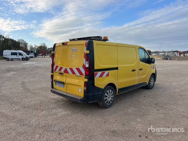 2015 Renault Trafic DCI 115 Vehicule Utilitaire Cargo Van - Varebil: billede 3 2015 Renault Trafic DCI 115 Vehicule Utilitaire Cargo Van - Varebil: billede 3