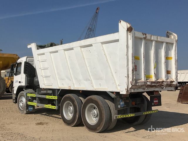 2005 Volvo FM12-380 6x4 T/A Dump Truck - Tipvogn lastbil: billede 2 2005 Volvo FM12-380 6x4 T/A Dump Truck - Tipvogn lastbil: billede 2