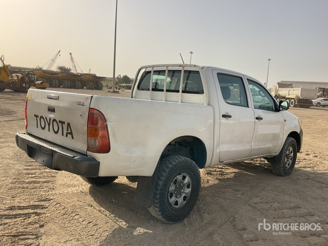 2012 Toyota Hilux 4x4 Crew Cab Pickup - Pickup: billede 3 2012 Toyota Hilux 4x4 Crew Cab Pickup - Pickup: billede 3