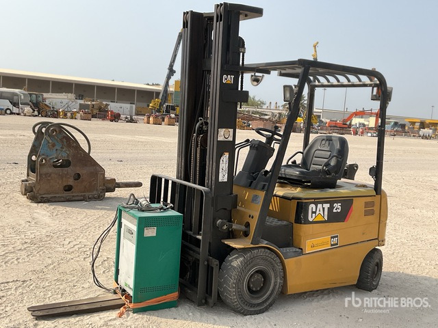 2015 Cat EP25K-PAC 2.5 ton Electric Forklift - El gaffeltruck: billede 2 2015 Cat EP25K-PAC 2.5 ton Electric Forklift - El gaffeltruck: billede 2
