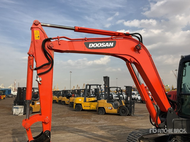 2015 Doosan DX60 Mini Excavator: <6.6t - Minigravemaskine: billede 3 2015 Doosan DX60 Mini Excavator: <6.6t - Minigravemaskine: billede 3