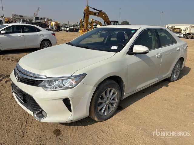 2017 Toyota Camry LE Automobile - Bil: billede 1 2017 Toyota Camry LE Automobile - Bil: billede 1