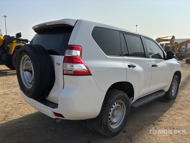 2017 Toyota Prado TX 150L 4x4 SUV - SUV: billede 3 2017 Toyota Prado TX 150L 4x4 SUV - SUV: billede 3