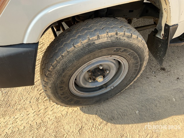 2018 Toyota Land Cruiser 78R 4x4 SUV - SUV: billede 4 2018 Toyota Land Cruiser 78R 4x4 SUV - SUV: billede 4