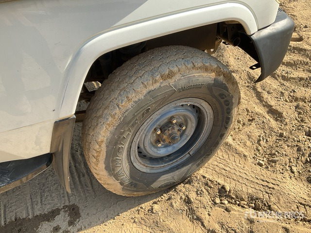 2018 Toyota Land Cruiser 78R 4x4 SUV - SUV: billede 5 2018 Toyota Land Cruiser 78R 4x4 SUV - SUV: billede 5