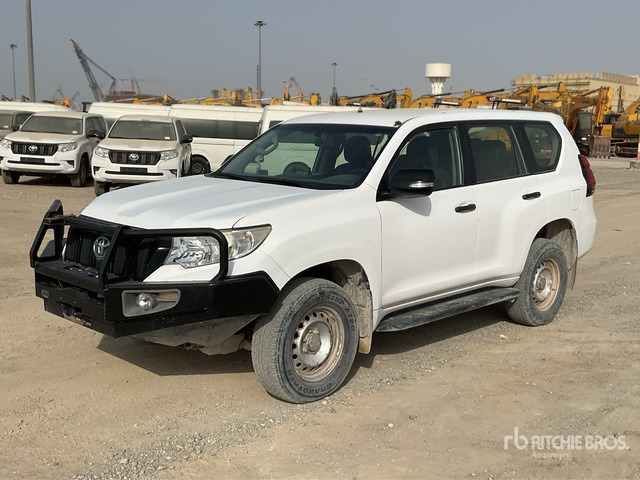 2018 Toyota Prado TX 150L 4x4 SUV - SUV: billede 1 2018 Toyota Prado TX 150L 4x4 SUV - SUV: billede 1