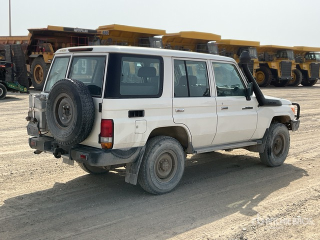 2019 Toyota Land Cruiser 76L 4x4 SUV - SUV: billede 4 2019 Toyota Land Cruiser 76L 4x4 SUV - SUV: billede 4