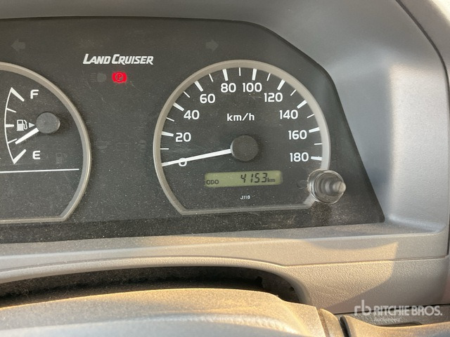 2023 Toyota Land Cruiser 79L 4x4 Crew Cab Pickup - Pickup: billede 2 2023 Toyota Land Cruiser 79L 4x4 Crew Cab Pickup - Pickup: billede 2