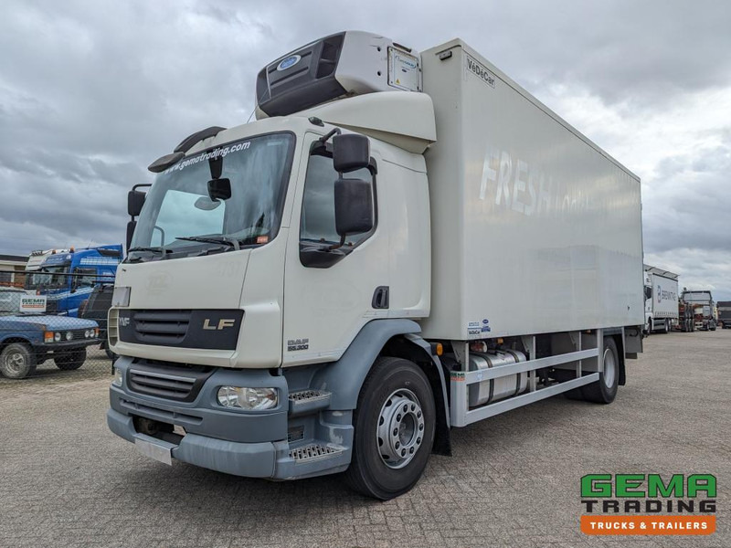 DAF FA LF55.300 4x2 Sleepcab 18T Euro5 Koel-VriesBak 6.45m + Carrier Supra 750 - Laadklep 1500KG (V781) - Isotermisk lastbil: billede 1 DAF FA LF55.300 4x2 Sleepcab 18T Euro5 Koel-VriesBak 6.45m + Carrier Supra 750 - Laadklep 1500KG (V781) - Isotermisk lastbil: billede 1