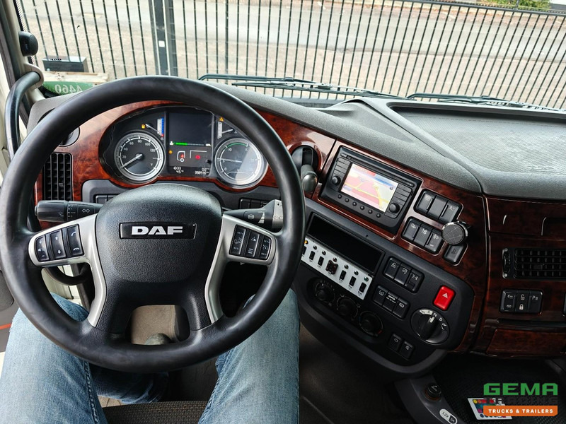 Leje en DAF XF 510 FAS 6x2 Superspacecab Euro6 - Retarder - Vollucht - 10Tires - ChassisCabine - LiftAs - VBG Vangmuilkoppeling - Navi DAF XF 510 FAS 6x2 Superspacecab Euro6 - Retarder - Vollucht - 10Tires - ChassisCabine - LiftAs - VBG Vangmuilkoppeling - Navi: billede 14