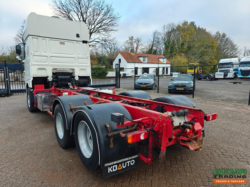 DAF XF 510 FAS 6x2 Superspacecab Euro6 - Retarder - Vollucht - 10Tires - ChassisCabine - LiftAs - VBG Vangmuilkoppeling - Navi - Lastbil chassis: billede 4 DAF XF 510 FAS 6x2 Superspacecab Euro6 - Retarder - Vollucht - 10Tires - ChassisCabine - LiftAs - VBG Vangmuilkoppeling - Navi - Lastbil chassis: billede 4