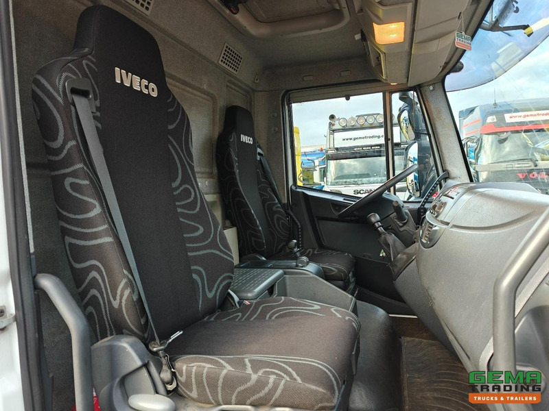 Leje en Iveco Eurocargo 120E18 4x2 Dagcab Euro5 - Handgeschakeld - GeslotenBak 5m - Laadklep 2000KG - 05/2026 APK Iveco Eurocargo 120E18 4x2 Dagcab Euro5 - Handgeschakeld - GeslotenBak 5m - Laadklep 2000KG - 05/2026 APK: billede 17 Leje en Iveco Eurocargo 120E18 4x2 Dagcab Euro5 - Handgeschakeld - GeslotenBak 5m - Laadklep 2000KG - 05/2026 APK Iveco Eurocargo 120E18 4x2 Dagcab Euro5 - Handgeschakeld - GeslotenBak 5m - Laadklep 2000KG - 05/2026 APK: billede 17