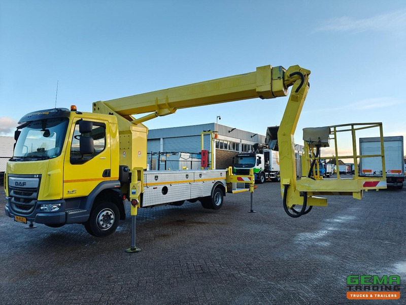 DAF LF 180 FA 4x2 Dagcab Euro6A - T225 Ruthman - Hoogwerker- 101.534km - 04/2026 APK - Lastbil: billede 1 DAF LF 180 FA 4x2 Dagcab Euro6A - T225 Ruthman - Hoogwerker- 101.534km - 04/2026 APK - Lastbil: billede 1