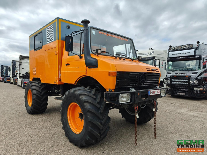 Mercedes-Benz Unimog 1300L 4x4 Handgeschakeld - GeslotenBak - PTO - Hydr. steunpoten - Webasto - SondeerWagen - Lastbil: billede 4 Mercedes-Benz Unimog 1300L 4x4 Handgeschakeld - GeslotenBak - PTO - Hydr. steunpoten - Webasto - SondeerWagen - Lastbil: billede 4