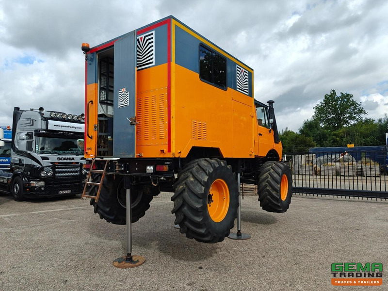Mercedes-Benz Unimog 1300L 4x4 Handgeschakeld - GeslotenBak - PTO - Hydr. steunpoten - Webasto - SondeerWagen - Lastbil: billede 2 Mercedes-Benz Unimog 1300L 4x4 Handgeschakeld - GeslotenBak - PTO - Hydr. steunpoten - Webasto - SondeerWagen - Lastbil: billede 2