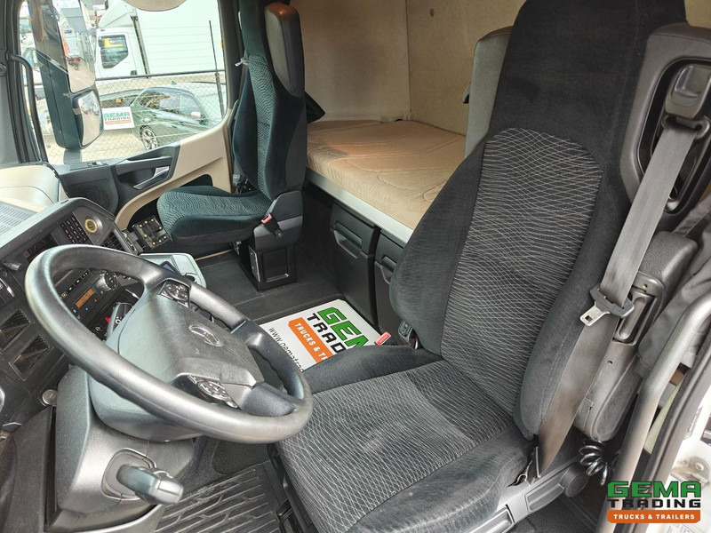 Mercedes-Benz Actros 2645 6x2 Gigaspace Euro6 + 3Axle Trailer - 115m³ VolumeCombi - Dubbele Tanks - Moffet Aansluiting - HH Vloer - SMARTTacho V2 - Lastbil varevogn: billede 5 Mercedes-Benz Actros 2645 6x2 Gigaspace Euro6 + 3Axle Trailer - 115m³ VolumeCombi - Dubbele Tanks - Moffet Aansluiting - HH Vloer - SMARTTacho V2 - Lastbil varevogn: billede 5