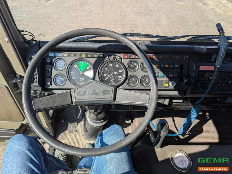 Bjærgningskøretøj OAF 32.281 6x6 - WSK - Palfinger PK30000T - Naafreductie - 2 Lieren - 59.000KM - Nieuwstaat: billede 14 Bjærgningskøretøj OAF 32.281 6x6 - WSK - Palfinger PK30000T - Naafreductie - 2 Lieren - 59.000KM - Nieuwstaat: billede 14