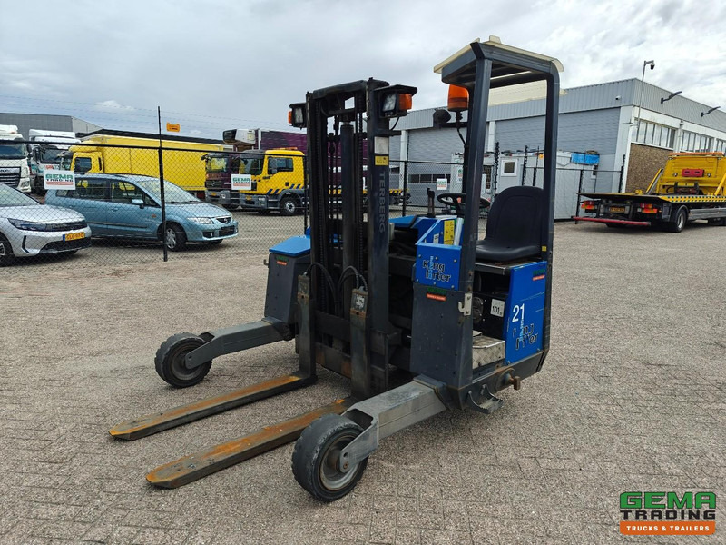Terberg Kinglifter TKL-M-1x3 - Yanmar Diesel - 2500KG - 3523 uur - Medbringertruck: billede 1 Terberg Kinglifter TKL-M-1x3 - Yanmar Diesel - 2500KG - 3523 uur - Medbringertruck: billede 1