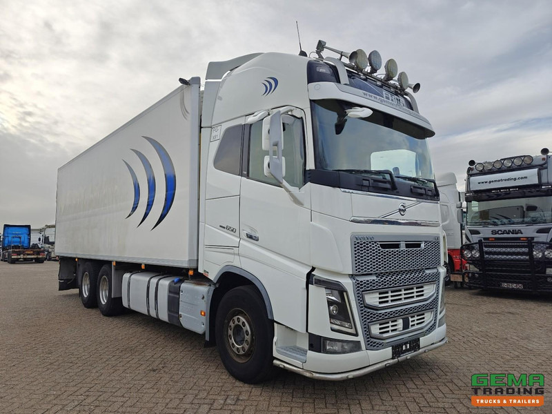 Volvo FH650 FH16 6x4 Globetrotter XL Euro6 - Vollucht - Koel-VriesBak 8.4m + Thermo King - StandAirco - Rockinger - Kølevogn lastbil: billede 3 Volvo FH650 FH16 6x4 Globetrotter XL Euro6 - Vollucht - Koel-VriesBak 8.4m + Thermo King - StandAirco - Rockinger - Kølevogn lastbil: billede 3