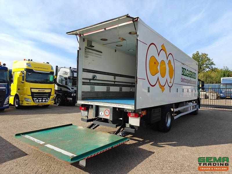 Volvo FM330 4x2 Dagcab Euro5 - KuikenBak 8.4m + Webasto Heater + Dhollandia 2000KG - Veetransport lastbil: billede 2 Volvo FM330 4x2 Dagcab Euro5 - KuikenBak 8.4m + Webasto Heater + Dhollandia 2000KG - Veetransport lastbil: billede 2