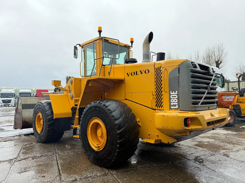Volvo L 180 E Wheelloader D12 Engine CE - Hjulgravemaskine: billede 3 Volvo L 180 E Wheelloader D12 Engine CE - Hjulgravemaskine: billede 3