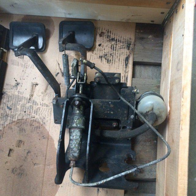 Brake & Accelerator for Linde R14-20, BR 115-02/115-C-02 - Pedal for Materialehåndteringsudstyr: billede 2 Brake & Accelerator for Linde R14-20, BR 115-02/115-C-02 - Pedal for Materialehåndteringsudstyr: billede 2