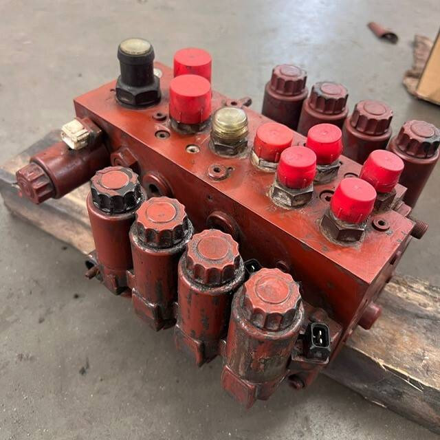 Hydraulic control valve VW12-M4 275bar - Hydraulisk ventil for Materialehåndteringsudstyr: billede 1 Hydraulic control valve VW12-M4 275bar - Hydraulisk ventil for Materialehåndteringsudstyr: billede 1