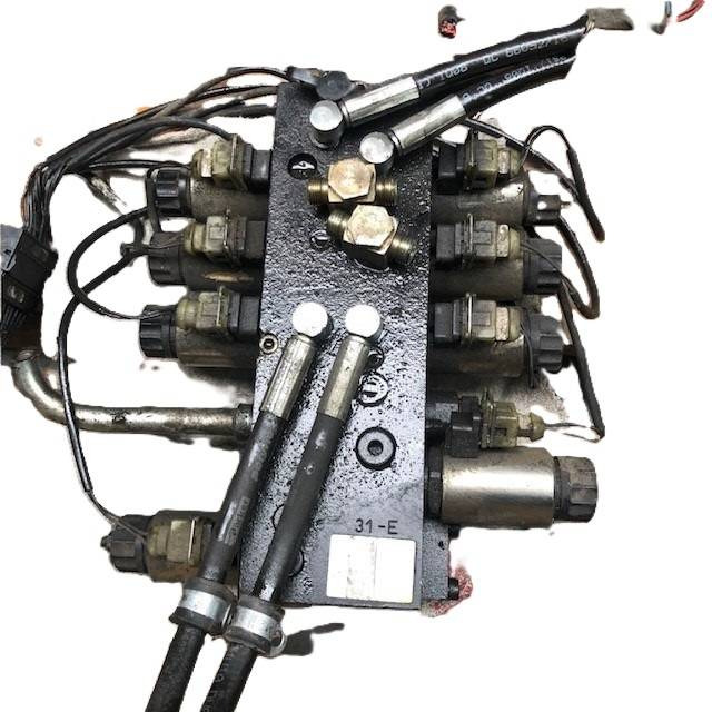 Hydraulic control valve for Still - Hydraulisk ventil for Materialehåndteringsudstyr: billede 1 Hydraulic control valve for Still - Hydraulisk ventil for Materialehåndteringsudstyr: billede 1