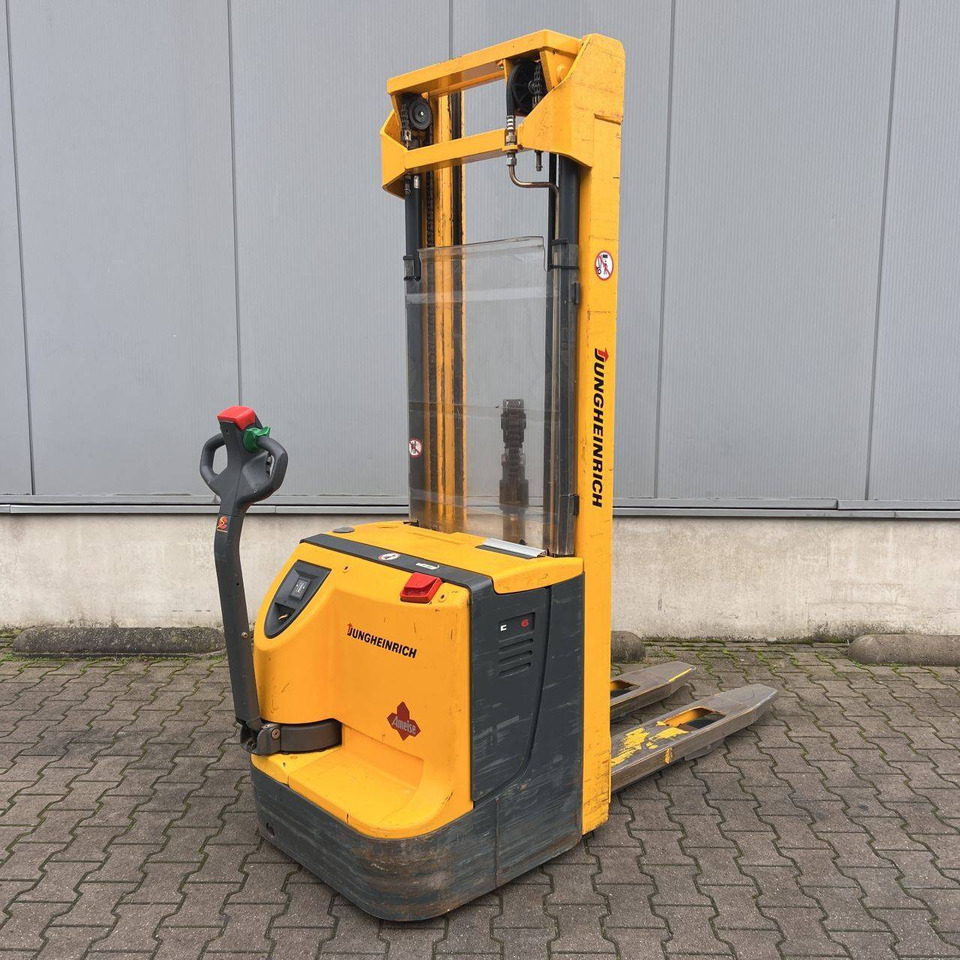 Jungheinrich EJC16G - Stabler: billede 1 Jungheinrich EJC16G - Stabler: billede 1