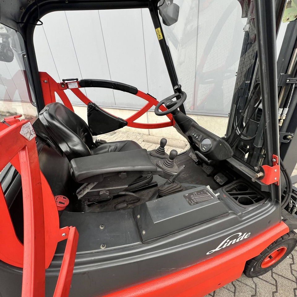 Linde E25S (336-03) - El gaffeltruck: billede 4 Linde E25S (336-03) - El gaffeltruck: billede 4