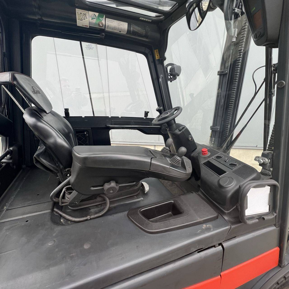 Linde E30/600 HL (387) - El gaffeltruck: billede 4 Linde E30/600 HL (387) - El gaffeltruck: billede 4